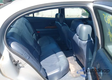 2001 Buick Lesabre Custom z USA, uszkodzony, nr VIN 1G4HP54K01U209011